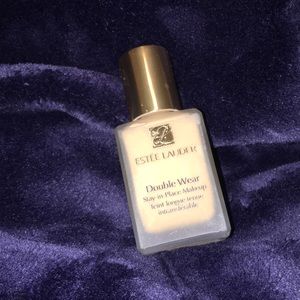 Estée Lauder foundation